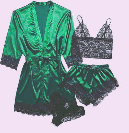 Pyjamasset med nattlinne