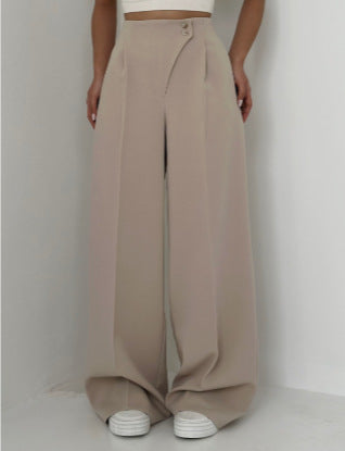 Smalldragna byxor för klippning