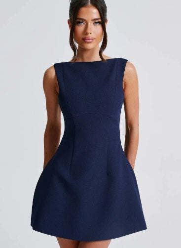 Be rankovių sijonas be nugaros